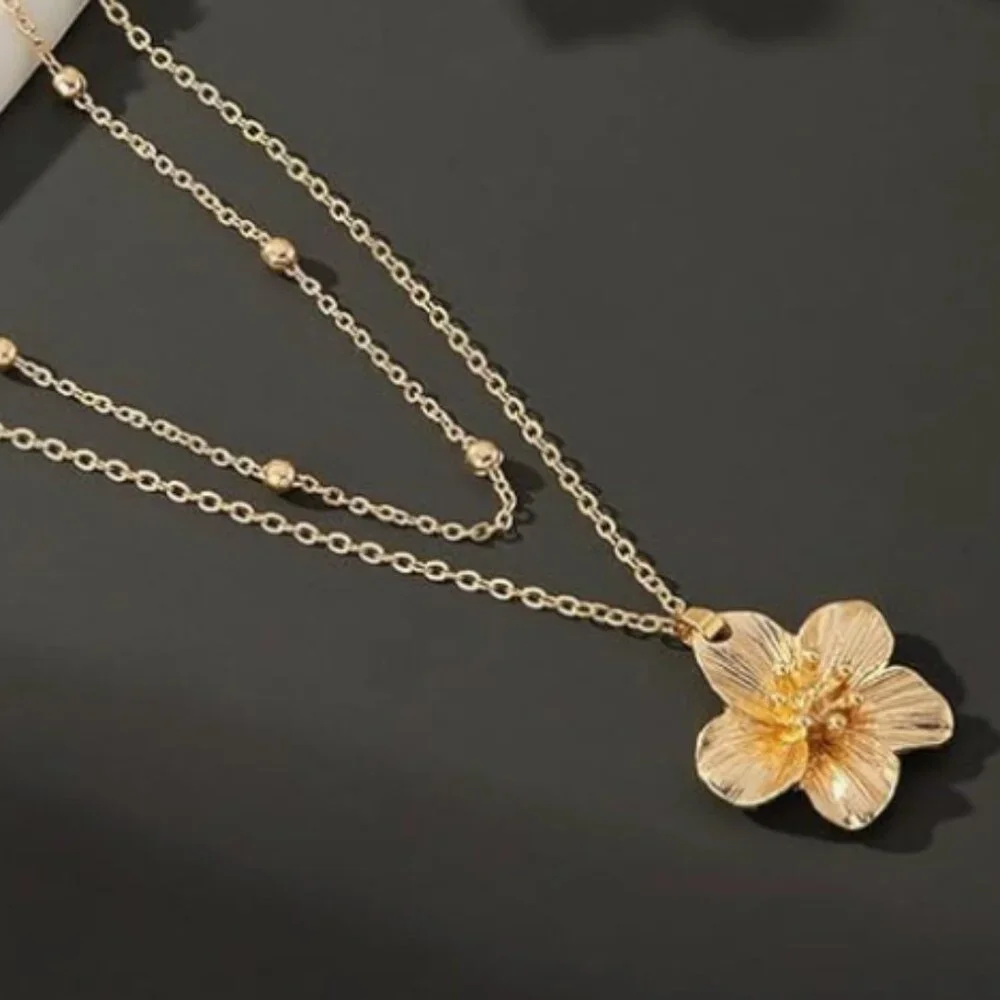Layered Flower Necklace - Picture 2 of 6